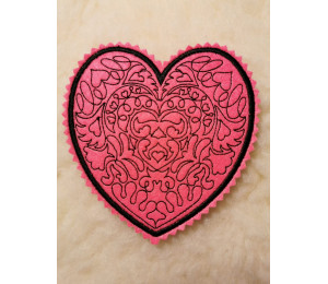 ADVENTSKALENDER 19. Dezember - Stickserie ITH - Untersetzer Herzen